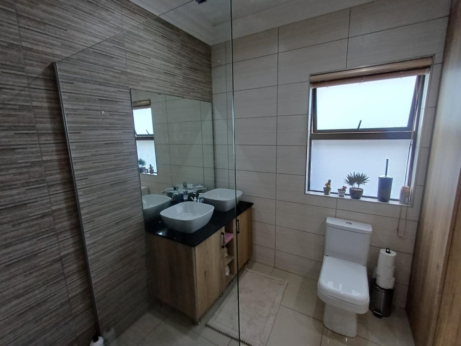 3 Bedroom Property for Sale in Pellissier Free State